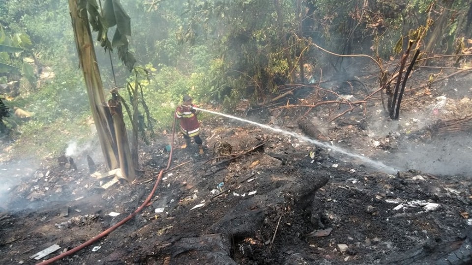 Kebakaran Lahan di Jl. Wonorejo